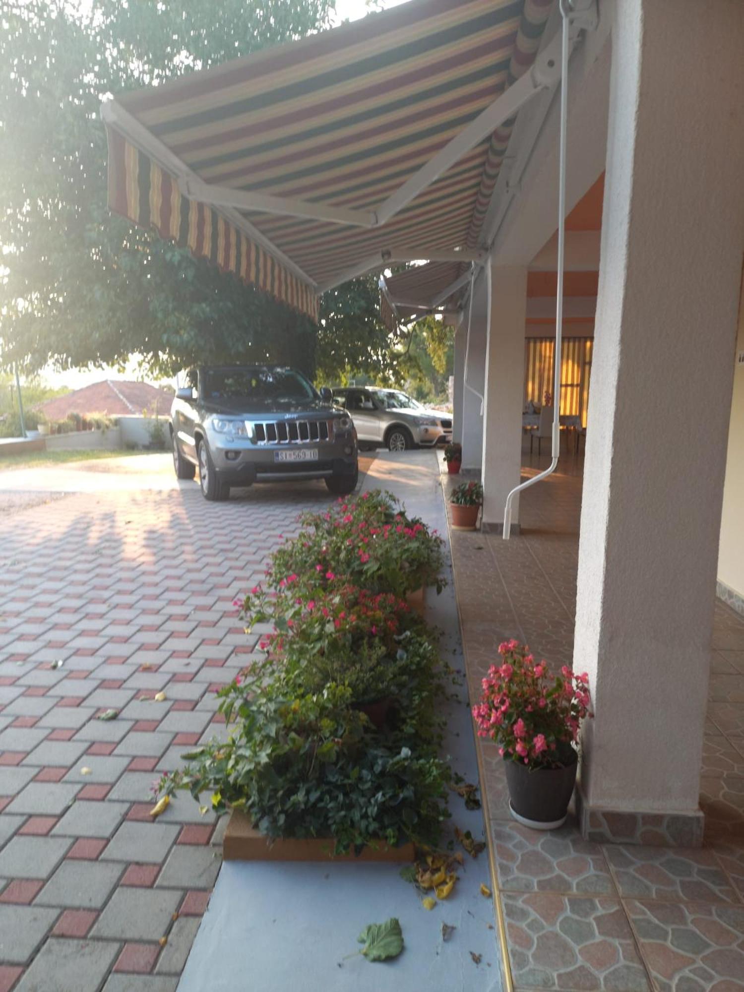 Apartmani Corleone Bilice Exterior foto